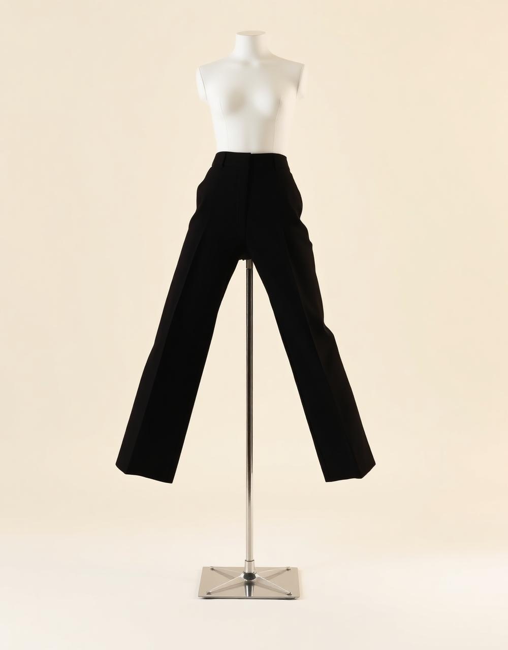 Pleated Wide Trouser